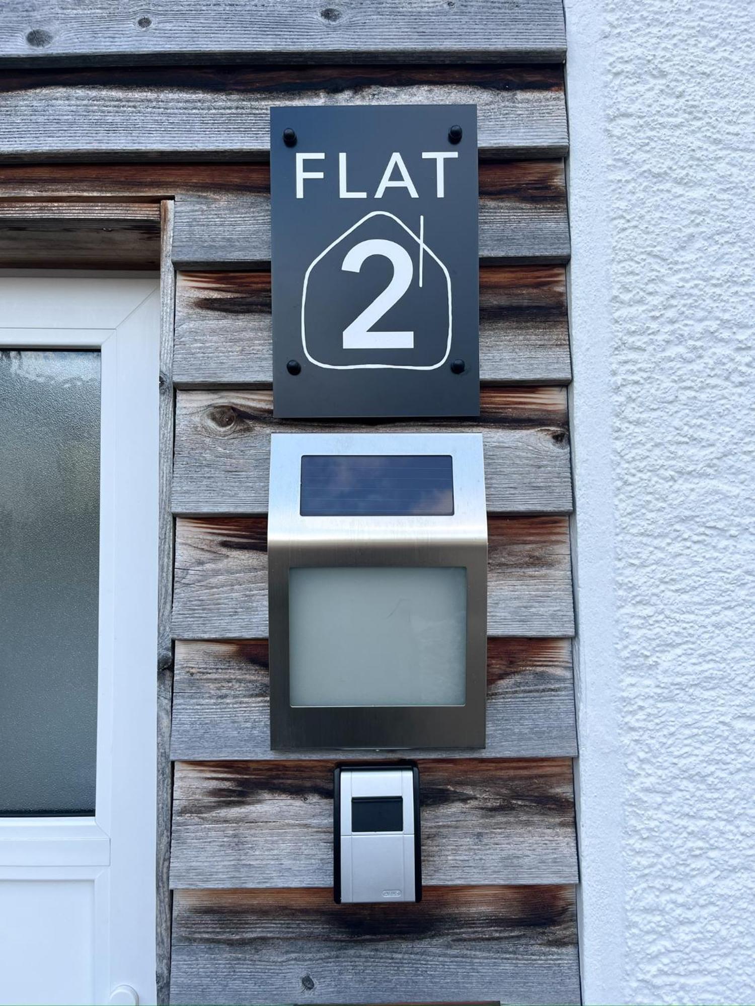 Hacienda Flats - Wunderschoene Ferienwohnungen Am Seewald Friedrichshafen Room photo