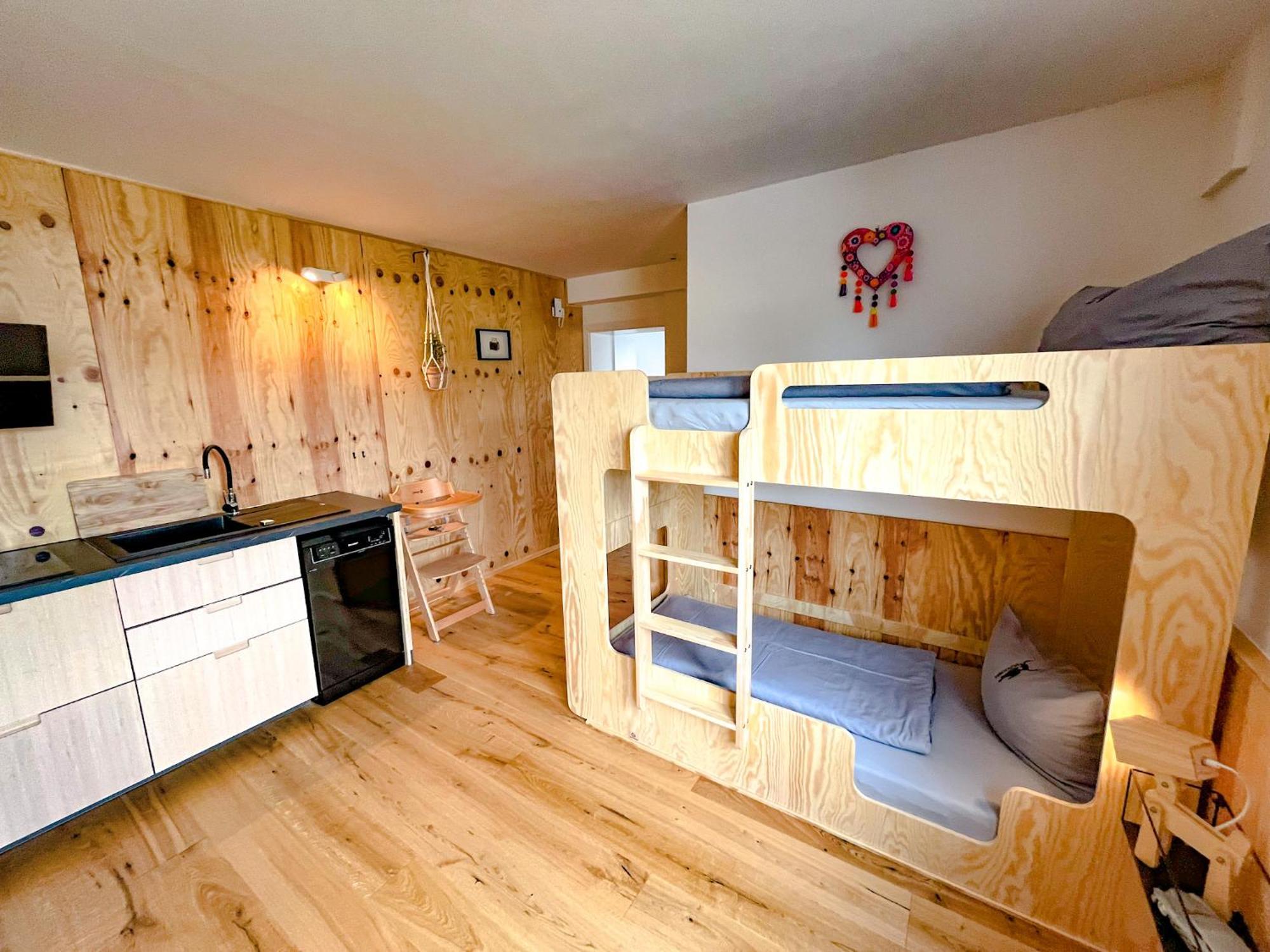 Hacienda Flats - Wunderschoene Ferienwohnungen Am Seewald Friedrichshafen Room photo
